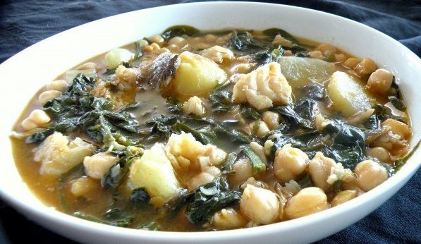 receta-de-potaje-de-vigilia-con-bacalao-y-espinacas-e1393434234817