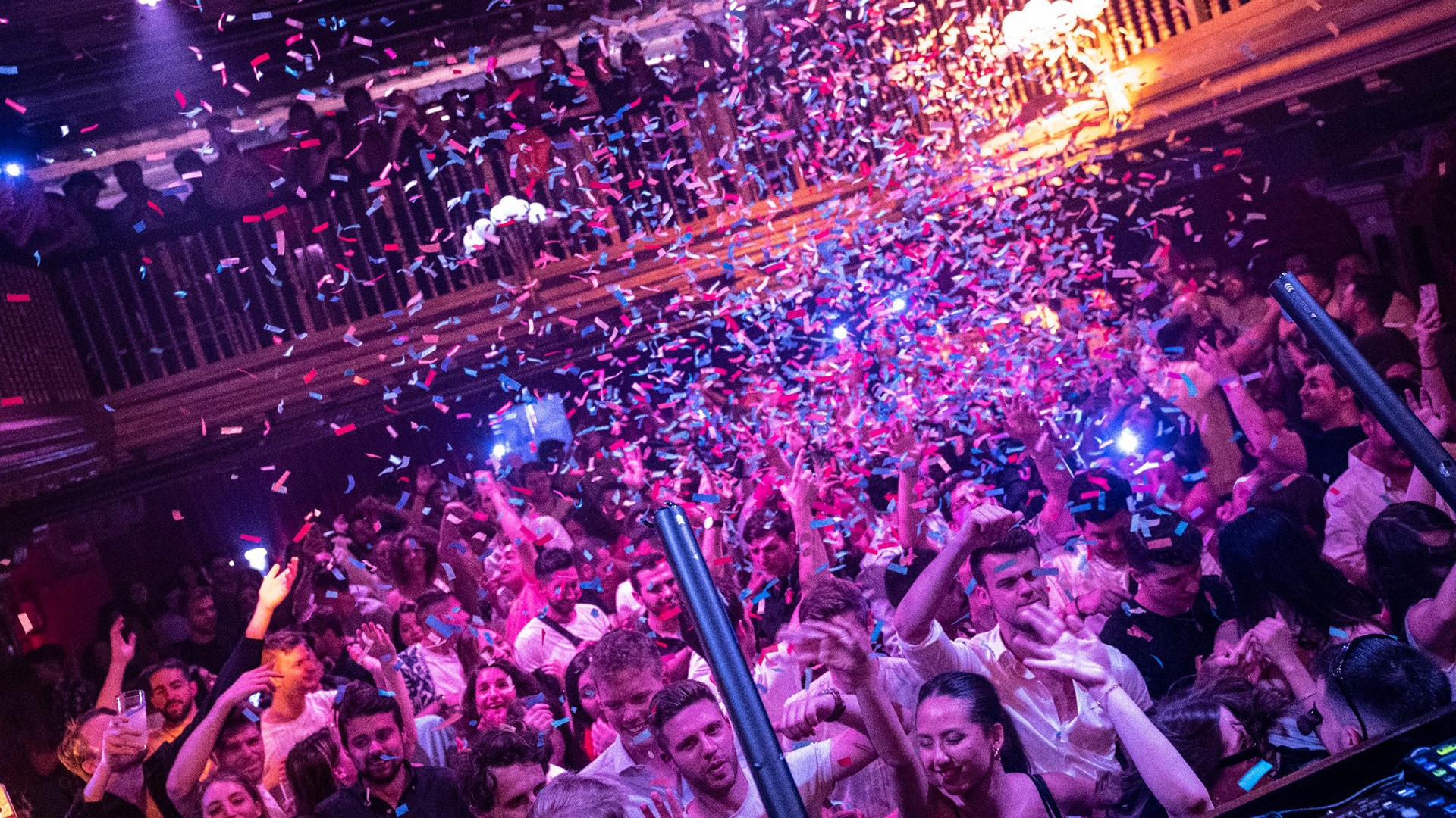 teatro-magno-madrid-atmosphere